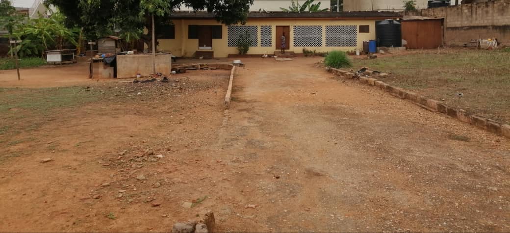 East Legon Land